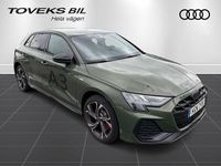 Begagnad Audi A3 Sportback e-tron S-Line 272 HK (200 kW) 2025 Grön (distriktgrön metallic) Halvkombi