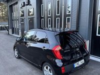 Begagnad Kia Picanto 69 HK (50 kW) 2014 Svart Halvkombi