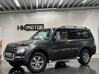 Begagnad Mitsubishi Pajero 200 HK (147 kW) 2014 Grå SUV