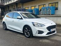 Begagnad Ford Focus ST-Line 125 HK (91 kW) 2021 Vit Halvkombi