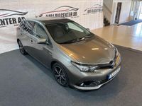 begagnad Toyota Auris Hybrid 1.8 99hk Comfort Euro 6 Lågmil