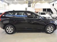 Begagnad Volvo XC60 Momentum 181 HK (133 kW) 2014 Svart SUV