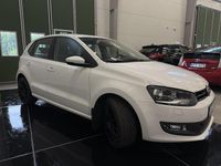 Begagnad VW Polo 90 HK (66 kW) 2012 Vit Halvkombi