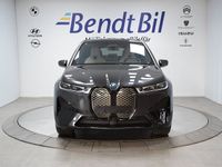 begagnad BMW iX xDrive40 / Alla paket / Luftfjädring / HK Ljud