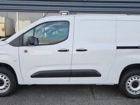 Begagnad Opel Combo 131 HK (96 kW) 2023 Vit Minibuss