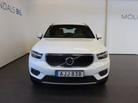 Begagnad Volvo XC40 Momentum 263 HK (193 kW) 2020 Vit SUV