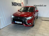 begagnad Mitsubishi Outlander P-HEV CVT Drag P-sens Rattvärme S&V-däck 2017, SUV