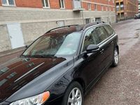 begagnad Volvo V70 D2 Geartronic Momentum Euro 5