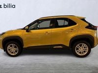 Begagnad Toyota Yaris Cross Edition 92 HK (67 kW) 2023 Gul SUV