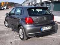 Begagnad VW Polo R-line 90 HK (66 kW) 2014 Grå metallic