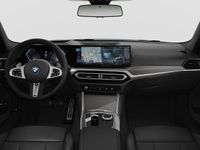 begagnad BMW 330e xDrive Sedan M Sport Drag Aktiv Fartpilot HiFi