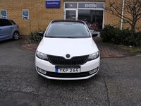 begagnad Skoda Rapid Spaceback Panorama Carplay 110hk