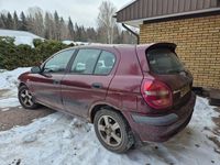 Begagnad Nissan Almera 114 HK (83 kW) 2002