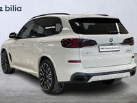 Begagnad BMW X5 M Sport 490 HK (360 kW) 2025 Alpinvit SUV