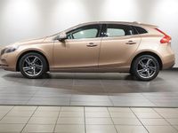 Begagnad Volvo V40 Momentum 120 HK (88 kW) 2015 Okänd Kombi
