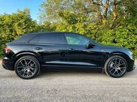 Begagnad Audi Q8 S-Line 286 HK (210 kW) 2021 Svart SUV
