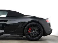 Begagnad Audi R8 Spyder Performance 620 HK (456 kW) 2023 Svart Cab