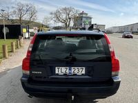 begagnad Volvo V70 2.4 Bensin / Dragkrok / Taklucka / 1 ägare