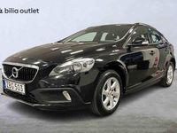 Begagnad Volvo V40 2018 Svart Halvkombi