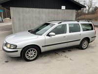 begagnad Volvo V70 2.4 Automat 140HK Års 2004 Besiktad