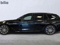 begagnad BMW 530 i xDrive Touring M Sport H-up Värmare Skinn Pano HK 2018, Kombi