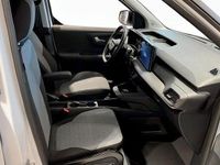 Begagnad Ford Courier Limited 100 kW (136 HK) 2025 Vit (white) Minibuss