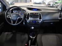 begagnad Hyundai i20 1.4 AC AUTOMAT BES TILL 2025-JUNI S&V HJUL 2015, Personbil