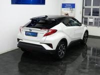 Begagnad Toyota C-HR Style 122 HK (89 kW) 2018 Vit SUV