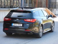 begagnad Kia Optima Sport Plug-in AUT 205hk MYCKET UTRUSNING MOMSBIL