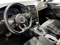 Begagnad VW Golf VIII GTE 150 HK (110 kW) 2020 Vit Halvkombi