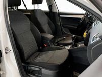 Begagnad Skoda Octavia Ambition 110 HK (80 kW) 2016 Vit Halvkombi