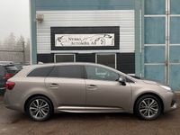 begagnad Toyota Avensis Kombi 2.0 D-4D Euro 6&Drag&Nybesiktad&ser