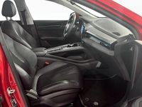 Begagnad MG MG5 EV Luxury 130 kW (177 HK) 2022 Röd Kombi