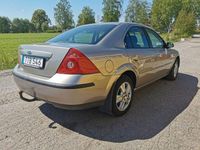 Begagnad Ford Mondeo 146 HK (107 kW) 2003 Silver Sedan