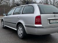 begagnad Skoda Octavia Tour Kombi 1.6 MPI Euro 4