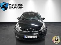 Begagnad Kia Rio 84 HK (61 kW) 2012 Svart Halvkombi