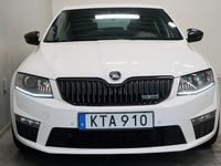 begagnad Skoda Octavia RS 2.0 TSI Värmare Drag Canton Bluetooth 2015, Halvkombi