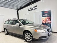 Begagnad Volvo V70 Kinetic 145 HK (106 kW) 2008 Ljusbrun Kombi