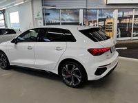 begagnad Audi A3 Sportback TFSI e 45 e S line 245 hk S tronic