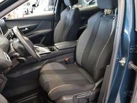 Begagnad Peugeot 3008 Active 131 HK (96 kW) 2022 Blå SUV