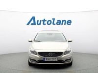 Begagnad Volvo V60 Standard 190 HK (139 kW) 2018 Luminous sand / 719 Kombi
