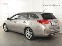 begagnad Toyota Auris Hybrid Auris
