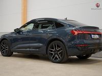 Begagnad Audi Q8 e-tron S-Line 300 kW (408 HK) 2023 Blå SUV