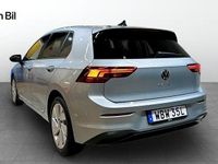 Begagnad VW Golf VIII Life 150 HK (110 kW) 2024 Silver Halvkombi