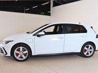 Begagnad VW Golf VIII GTE 245 HK (180 kW) 2020 Pure white Halvkombi