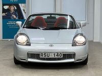 Begagnad Toyota MR2 140 HK (102 kW) 2000 Silver Cab