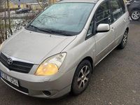 Begagnad Toyota Corolla Verso 110 HK (80 kW) 2002 Minibuss