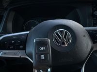 begagnad VW Transporter 2.0 TDI DSG GPS Värmare Drag 1-ÄGARE