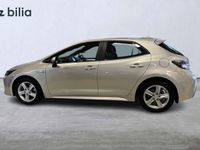 begagnad Toyota Corolla Hybrid 1,8 5D ACTIVE SPI MOTORVÄRMARE 2020 Silver