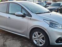 begagnad Peugeot 208 5-dörrar 1.2 VTi PureTech panorama drag